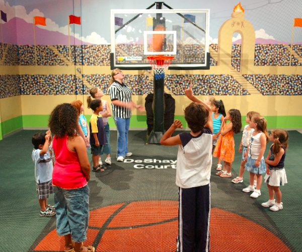 custom-indoor_basketball-court_DeShayes-Dream-Courts