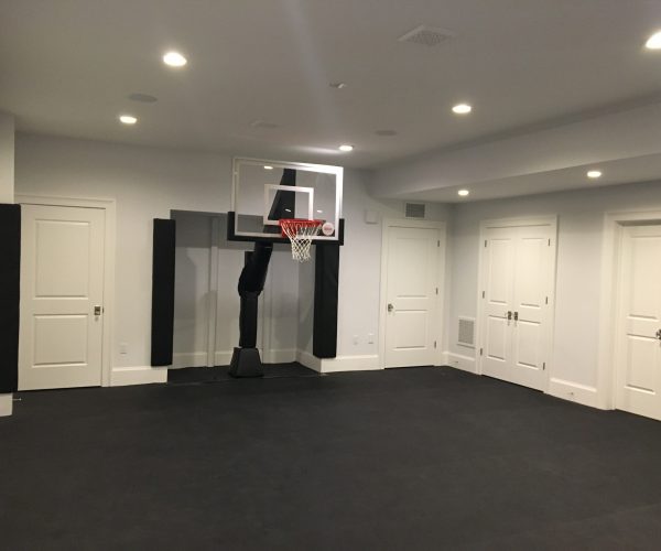 custom-indoor_basketball-court_Hamilton-NJ-DeShayes-Dream-Courts