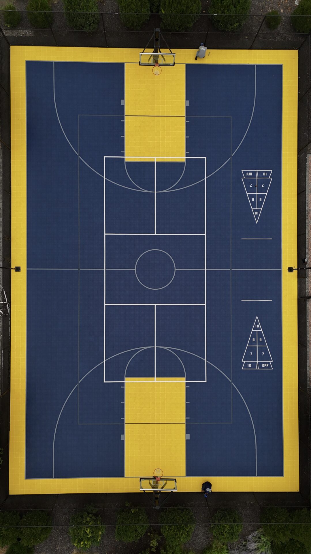 multi-use-court-with-sport-tiles-deshayes-dream-courts.