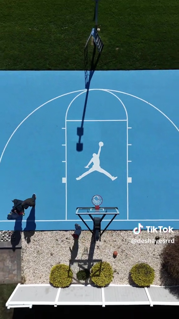 Michael Jordan Jumpman stencil basketball court logo